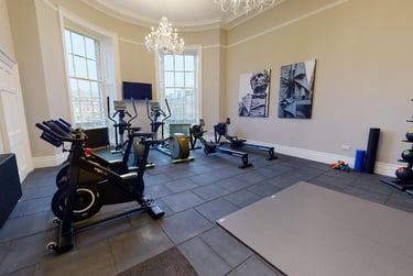 Bronze Studio at iQ Elliott House, 8-10 Hillside Crescent, City Centre, Edinburgh, EH75EA - Image 2